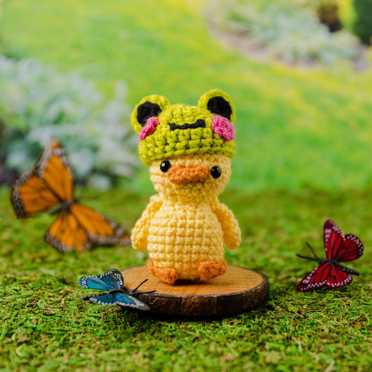 2 Pack Chicks with Frog Hat and sun hat Kawaii Chick Plush Cute Crochet Chick Amigurumi Crochet Animal Cute Crochet Toy Chick Nursery Decor